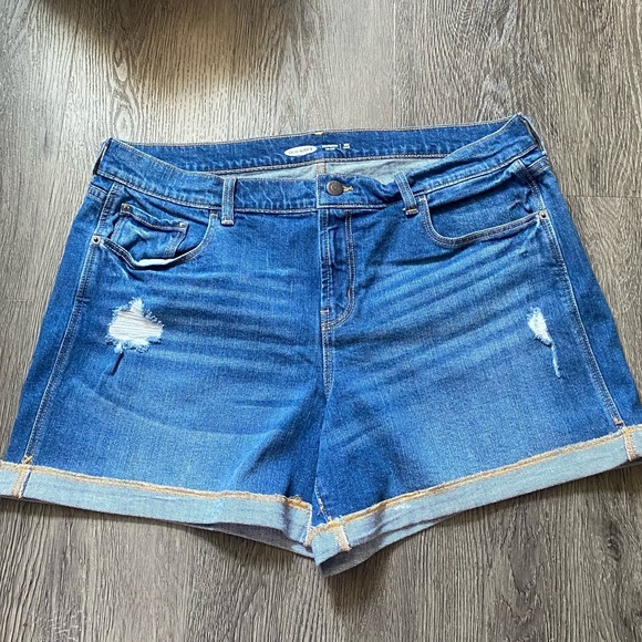 NWOT -Old Navy Boyfriend Jean Short - Picture 6 of 10